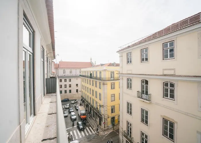 Luxury Condo In Heart Of Baixa-Chiado